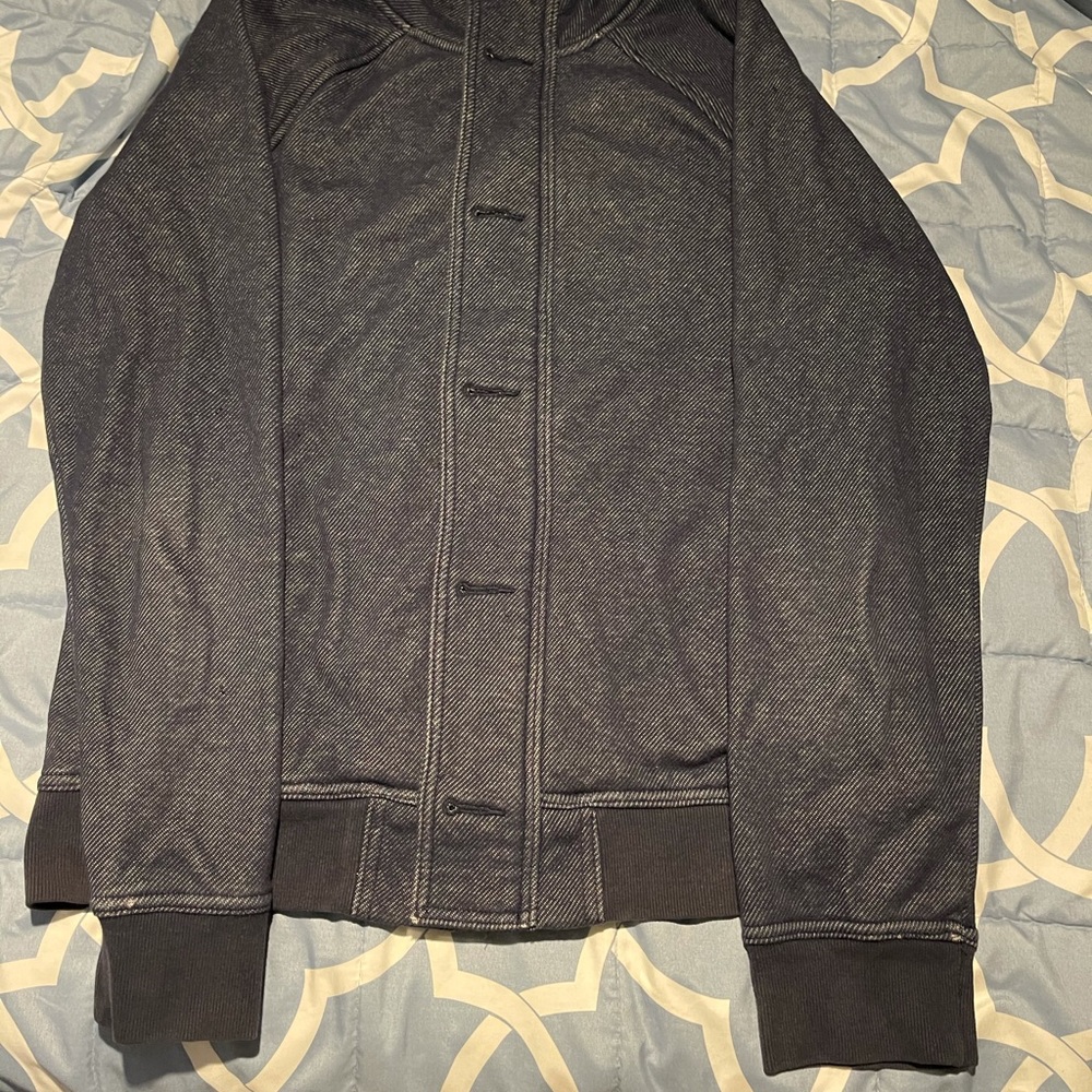 Marc Anthony casual zip/buttoned sweater/cardigan. Thick and very warm material